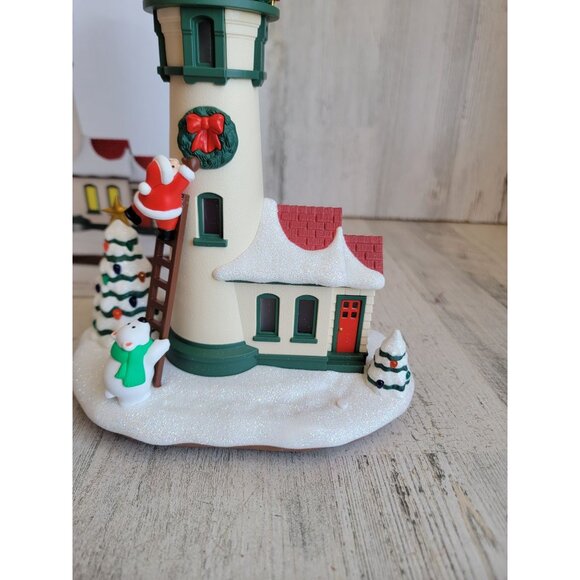 Hallmark NEW luminous Lighthouse magic table top decoration Xmas - Picture 3 of 8